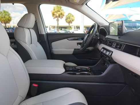 Certified 2026 Honda Pilot EX-L image 14