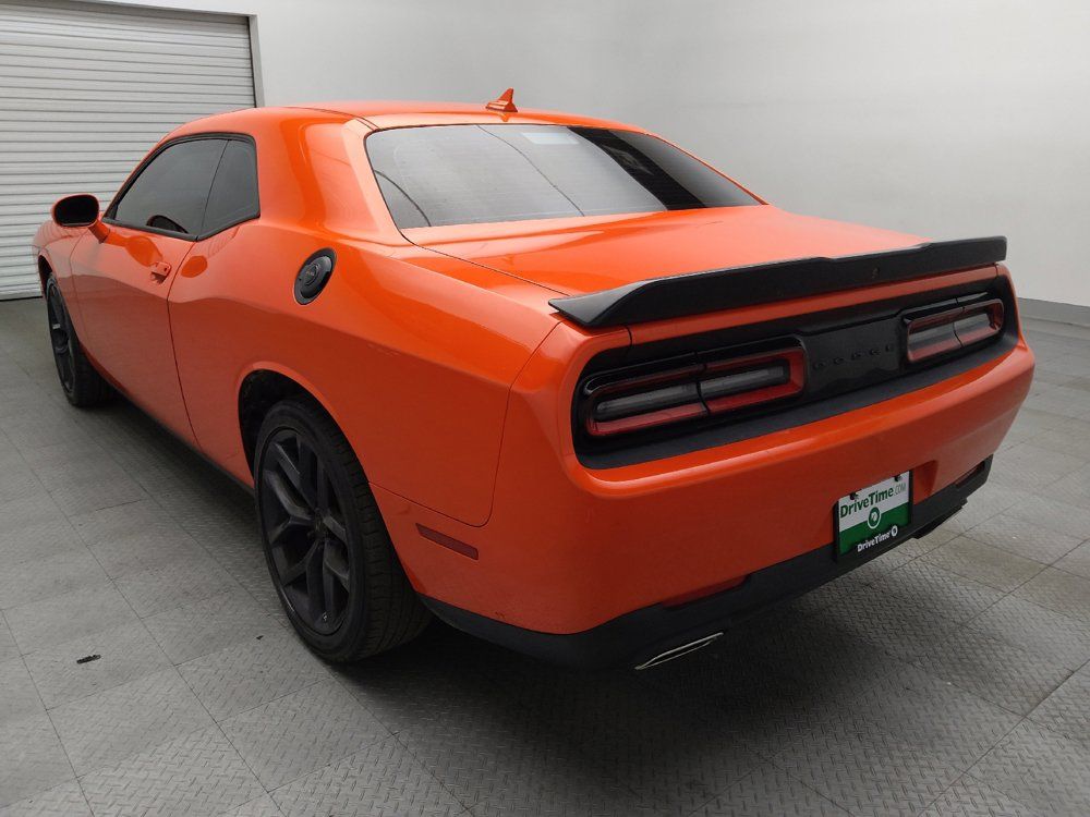 Used 2022 Dodge Challenger SXT w/ Blacktop Package RWD image 5