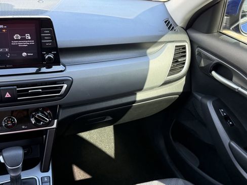 Used 2023 Kia Seltos LX AWD/4WD image 15