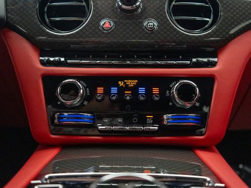 Used 2023 Rolls-Royce Ghost Black Badge w/ Black Badge Ghost Package AWD/4WD image 30