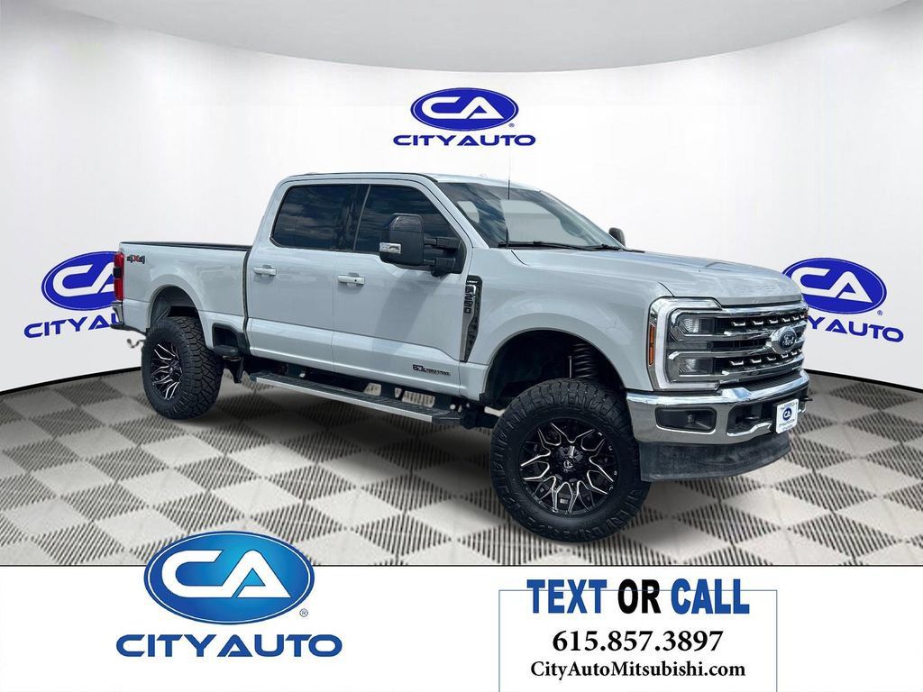 Used 2025 Ford F250 Lariat AWD/4WD image 1