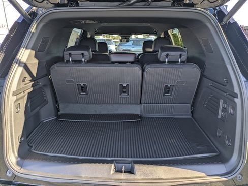New 2026 Chevrolet Traverse RS w/ LPO, Floor Liner Package image 12