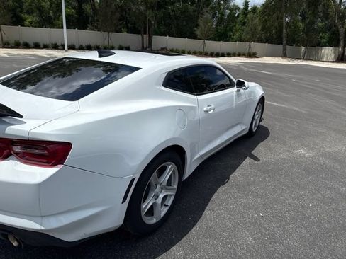 Used 2023 Chevrolet Camaro LT RWD image 7
