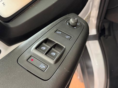 Used 2024 RAM ProMaster 2500 w/ Safety Group FWD image 14