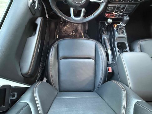 Used 2022 Jeep Gladiator Mojave w/ LED Lighting Group image 51