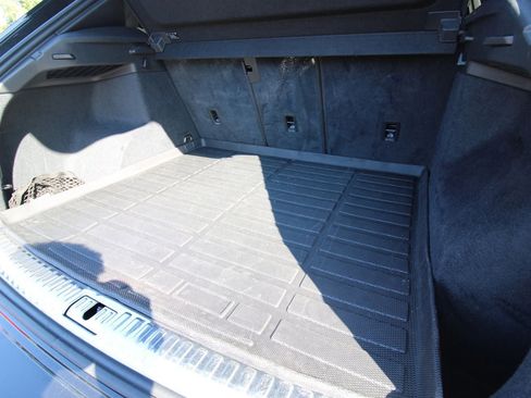 Used 2020 Audi Q3 2.0T Premium Plus image 31