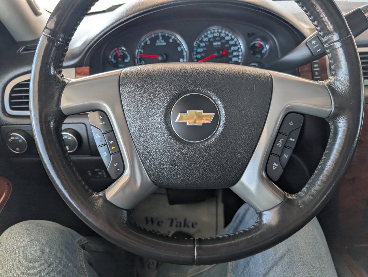 Used 2013 Chevrolet Avalanche LTZ AWD/4WD image 20