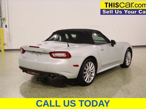 Used 2020 FIAT 124 Spider Lusso w/ Convenience Group RWD image 8