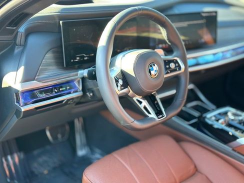 Certified 2025 BMW 740i xDrive image 10