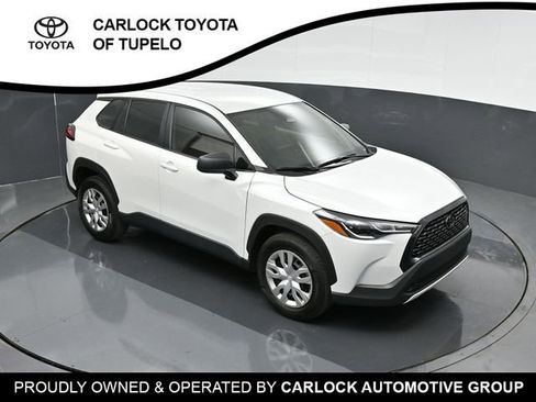 Used 2025 Toyota Corolla Cross L FWD image 39