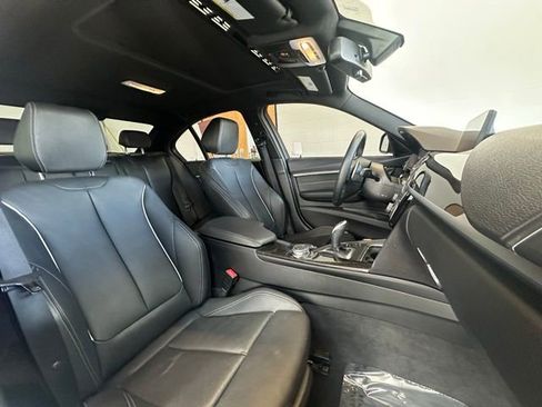 Used 2017 BMW 330i xDrive Sedan image 17