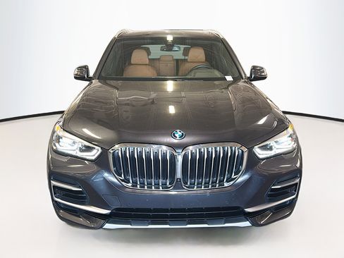Used 2023 BMW X5 xDrive45e w/ Parking Assistance Package AWD/4WD image 2