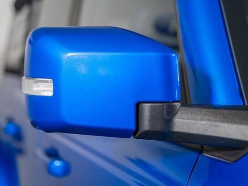 Used 2022 Ford Bronco Outer Banks image 16