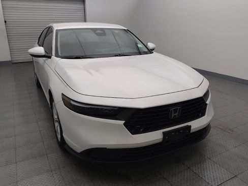 Used 2023 Honda Accord LX image 14