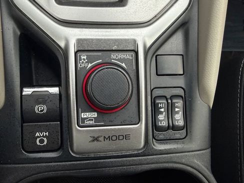 Used 2019 Subaru Forester Premium AWD/4WD image 11