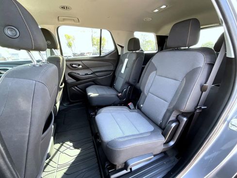 Used 2021 Chevrolet Traverse LT w/ LPO, Floor Liner Package image 21