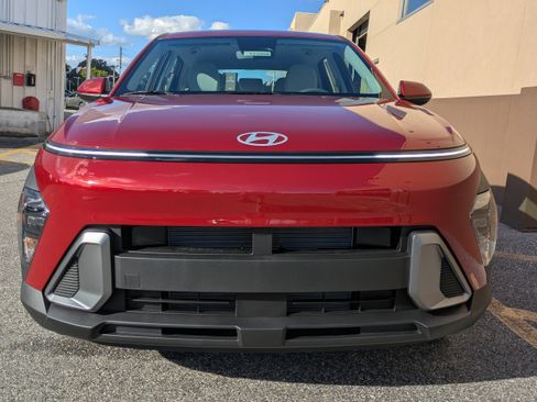 New 2026 Hyundai Kona SE image 11