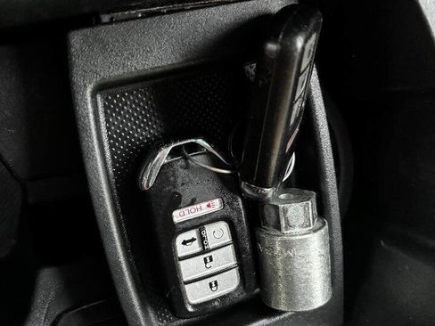 Used 2016 Honda Civic EX-T image 25