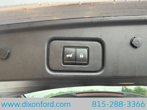 Used 2023 Nissan Pathfinder Platinum AWD/4WD image 30