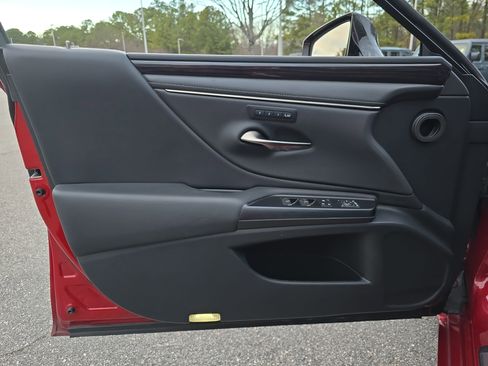 Used 2021 Lexus ES 250 w/ Premium Package image 26