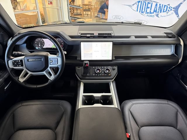 Used 2025 Land Rover Defender 110 S AWD/4WD image 13