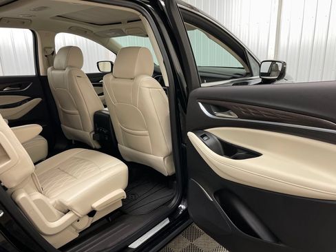 Certified 2022 Buick Enclave Avenir w/ Avenir Technology Package AWD/4WD image 46