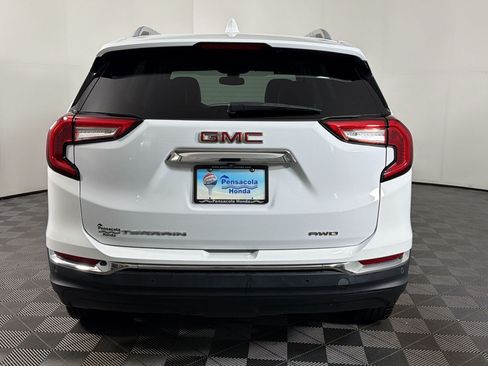 Used 2023 GMC Terrain SLT w/ Infotainment Package II AWD/4WD image 7