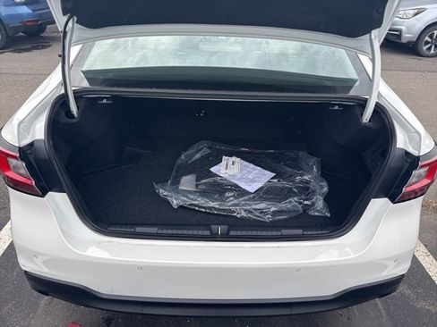 New 2025 Subaru Legacy Limited image 15