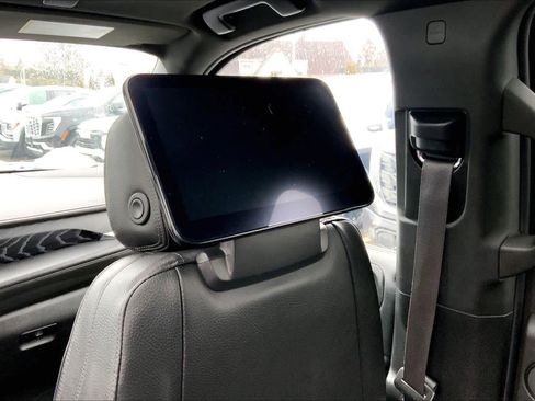 Used 2023 GMC Yukon XL Denali w/ Denali Reserve Package image 36