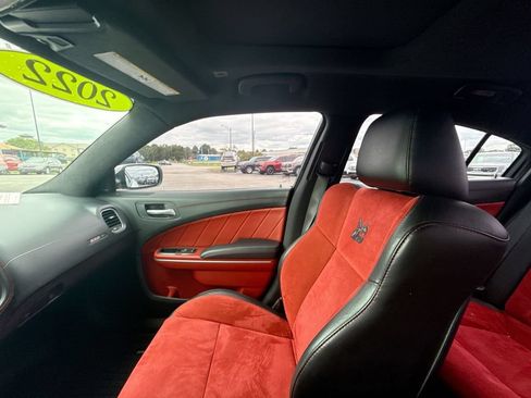 Used 2022 Dodge Charger Scat Pack RWD image 31
