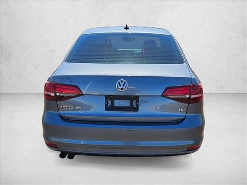 Used 2016 Volkswagen Jetta SE FWD image 7