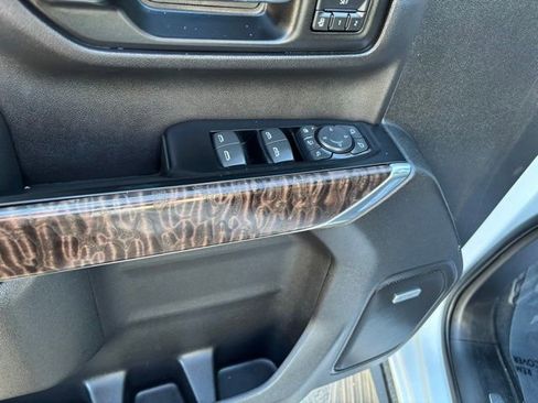 Used 2020 GMC Sierra 2500 Denali w/ Denali Ultimate Package image 13