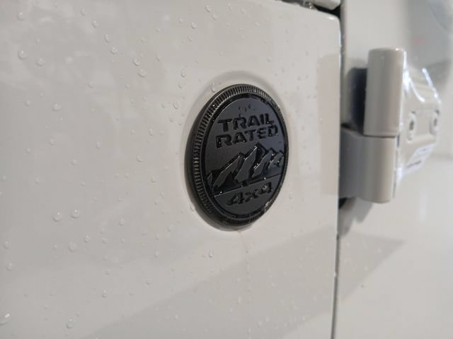 New 2026 Jeep Gladiator Sport AWD/4WD image 30