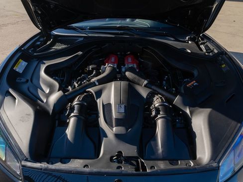 Certified 2022 Ferrari Portofino M image 22