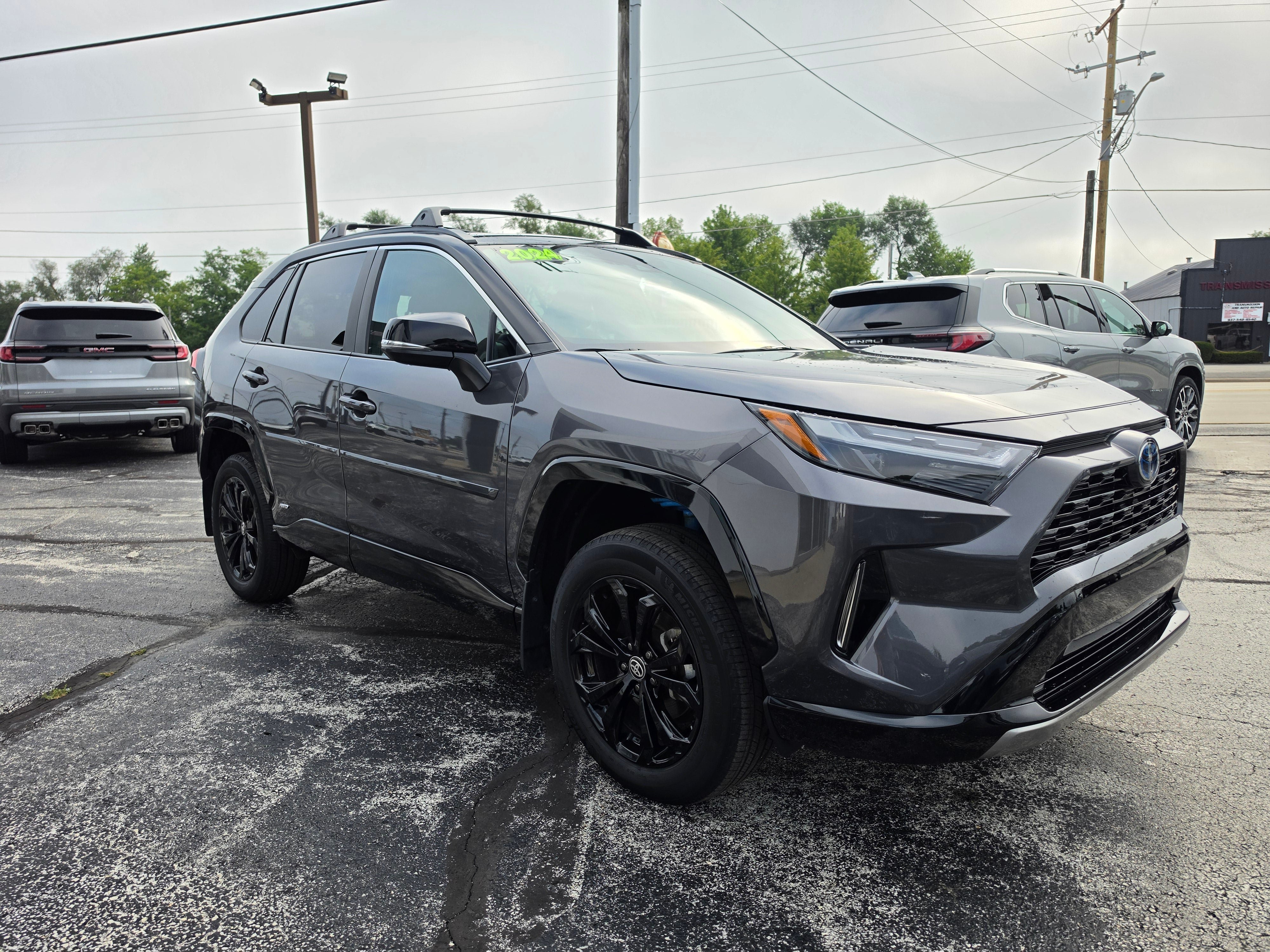 Used 2024 Toyota RAV4 XSE w/ Weather Package AWD/4WD image 3