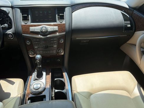 Used 2018 Nissan Armada Platinum w/ Interior Lighting Package RWD image 18