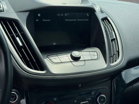 Used 2019 Ford Escape SEL AWD/4WD image 15