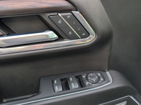 Used 2023 GMC Sierra 1500 SLT w/ SLT Premium Plus Package image 14