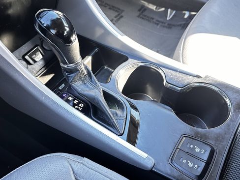 Used 2012 Hyundai Sonata Limited image 2