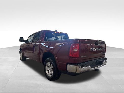 Used 2025 RAM 1500 Big Horn AWD/4WD image 3