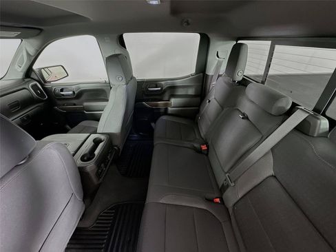 Used 2021 Chevrolet Silverado 1500 RST w/ Convenience Package II AWD/4WD image 9