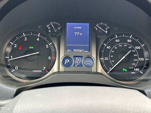 Used 2018 Lexus GX 460 Premium w/ Premium Package AWD/4WD image 24