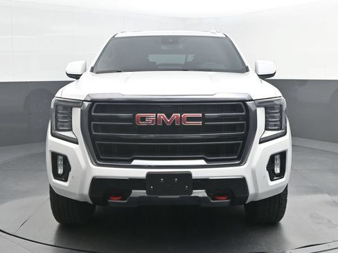 Used 2024 GMC Yukon XL AT4 AWD/4WD image 10