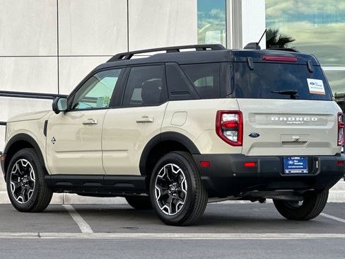 Certified 2025 Ford Bronco Sport Outer Banks w/ Outer Banks Tech Package+ image 5