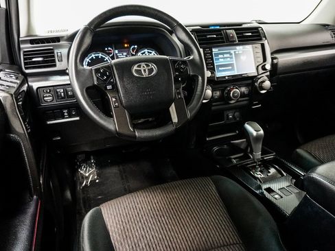 Used 2022 Toyota 4Runner TRD Off-Road image 26