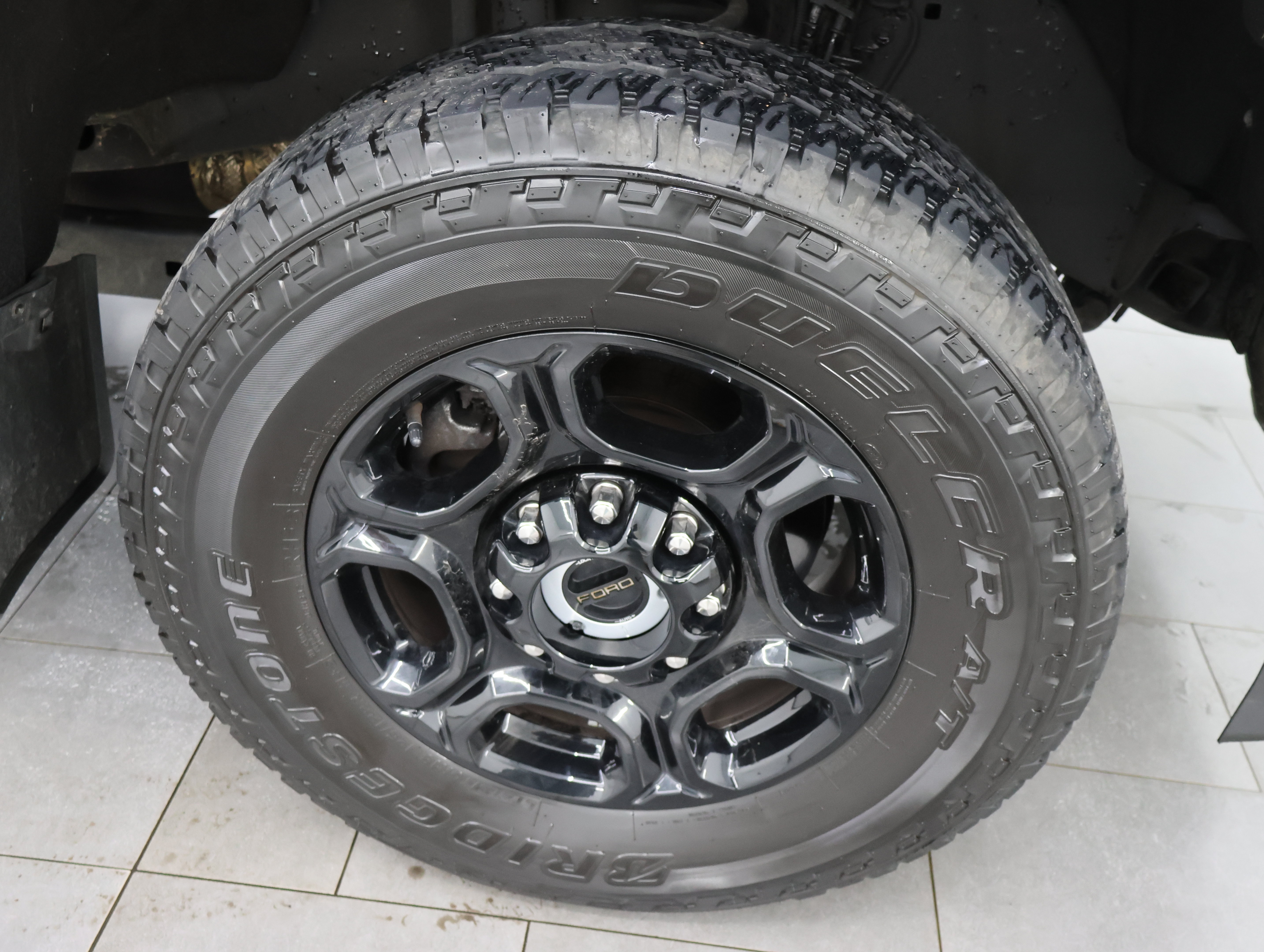 Used 2023 Ford F350 XLT w/ XLT Premium Package AWD/4WD image 3