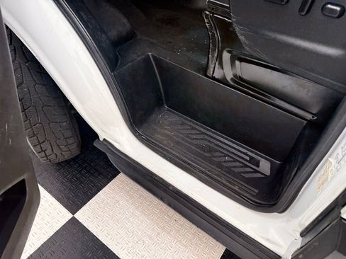 Used 2020 Ford Transit 350 XLT image 21