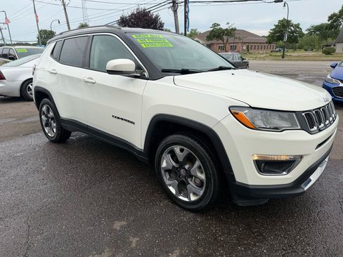 Used 2018 Jeep Compass Limited AWD/4WD image 7