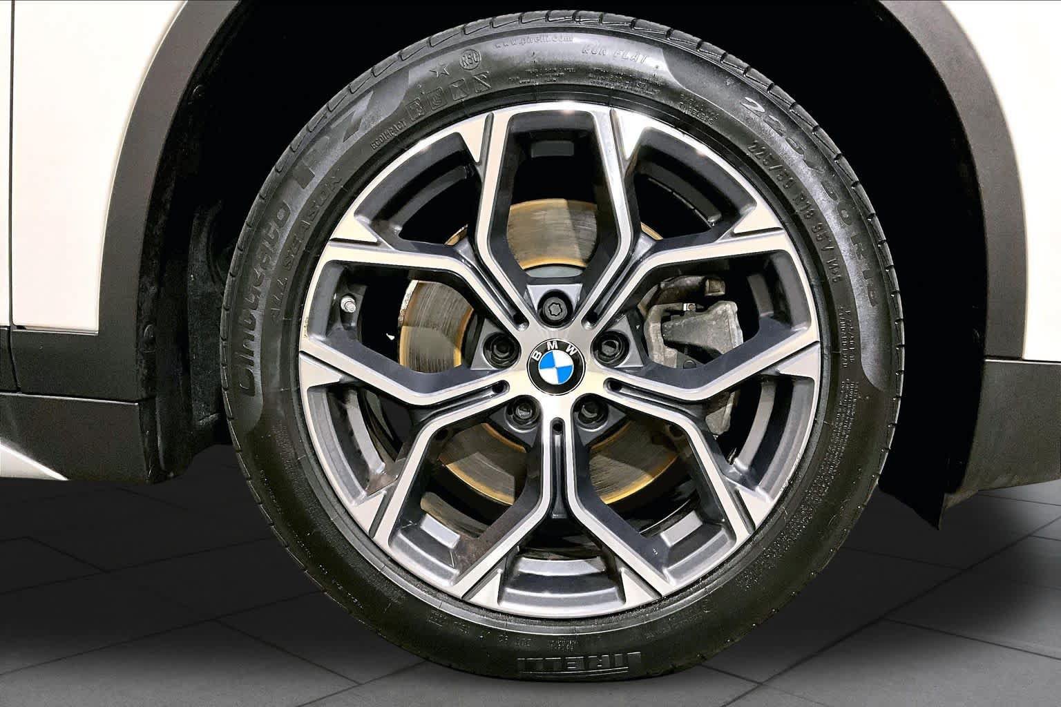 Used 2021 BMW X1 xDrive28i w/ Convenience Package AWD/4WD image 10