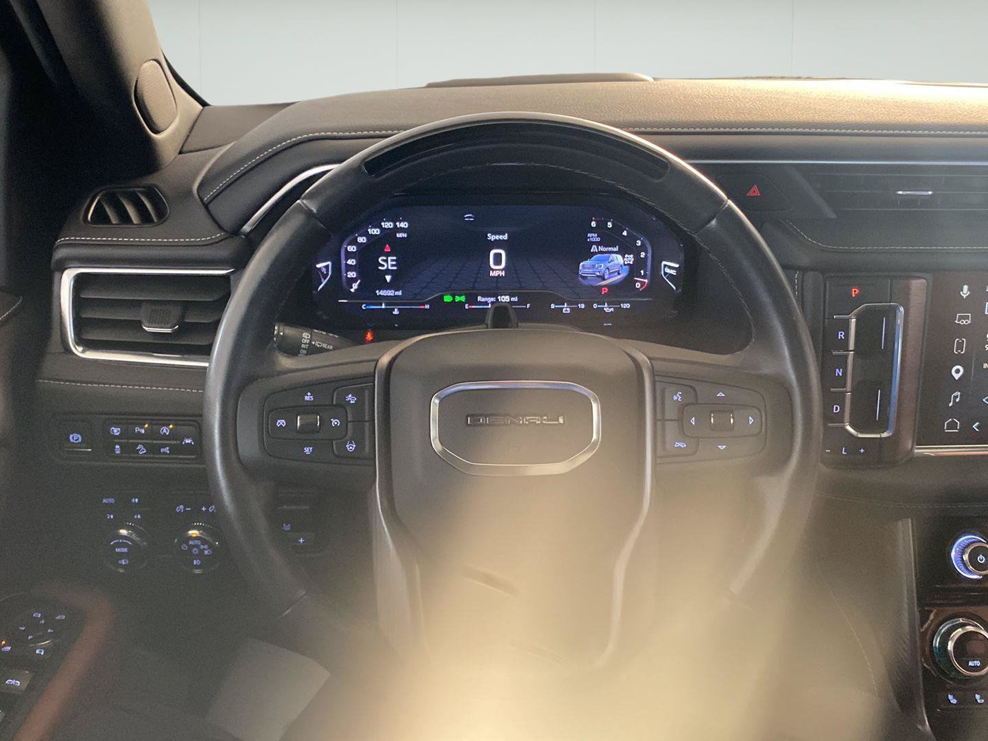 Certified 2023 GMC Yukon Denali Ultimate AWD/4WD image 20